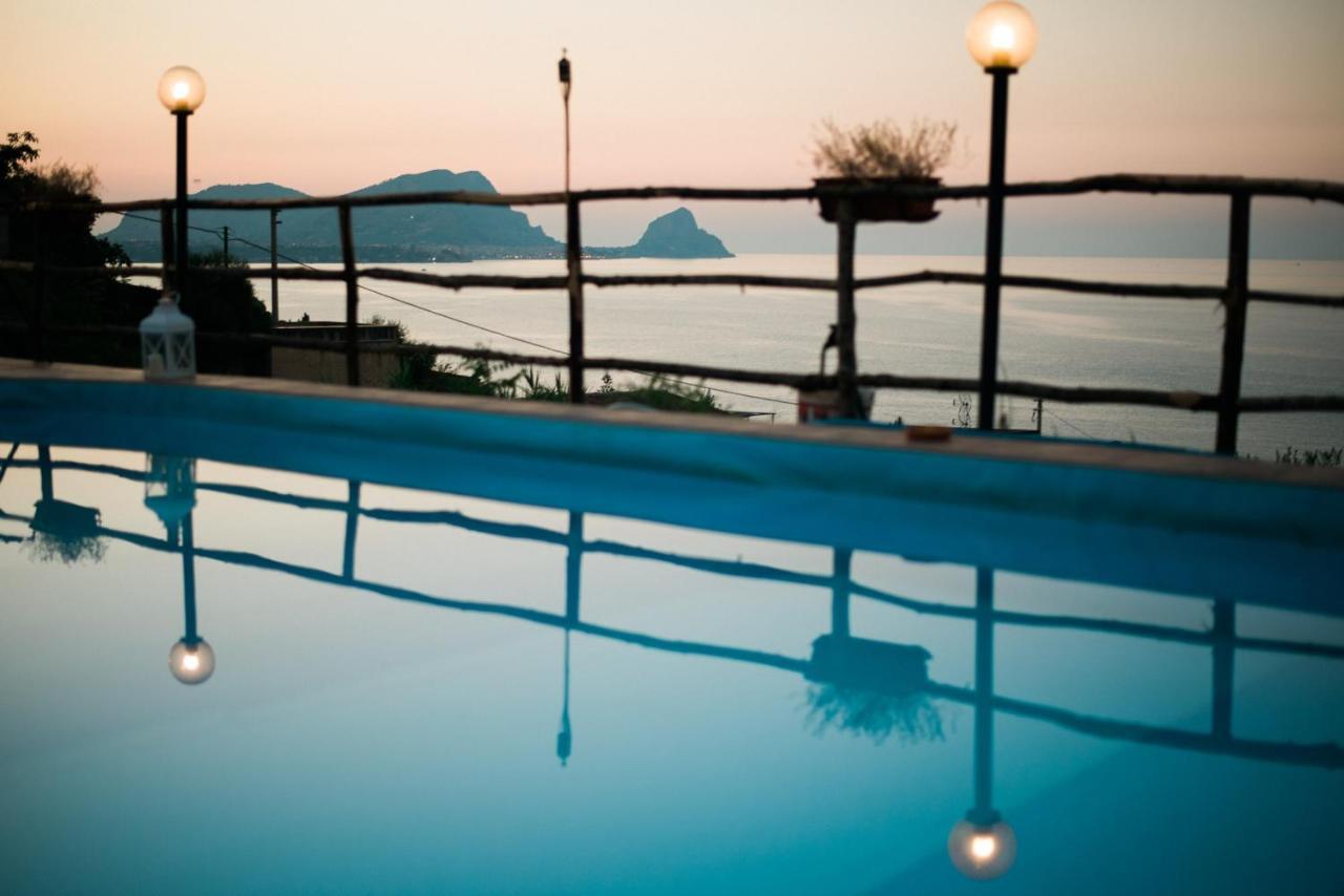 Case Vacanze Con Piscina Altavilla Milicia Eksteriør bilde